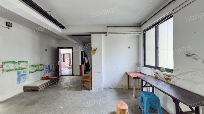 东岗碶新村二手房实景图