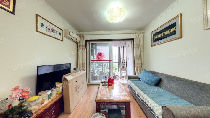 万达广场银邸二手房实景图