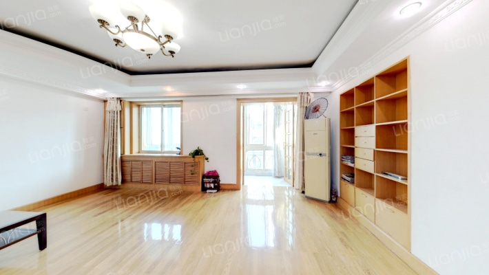 侯一小区二手房实景图