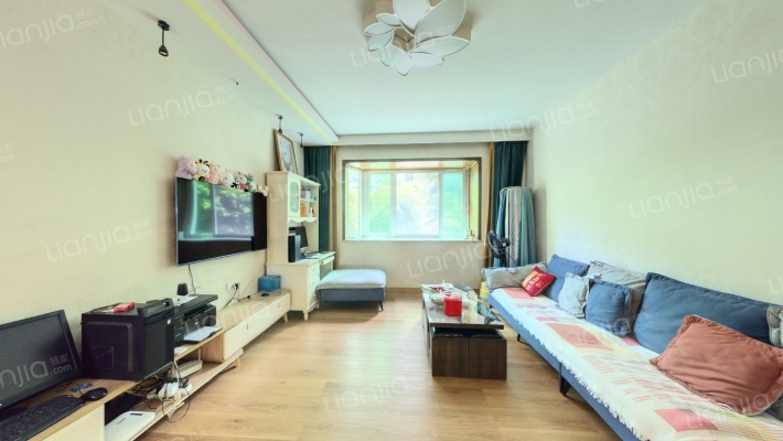 扬名居二手房实景图