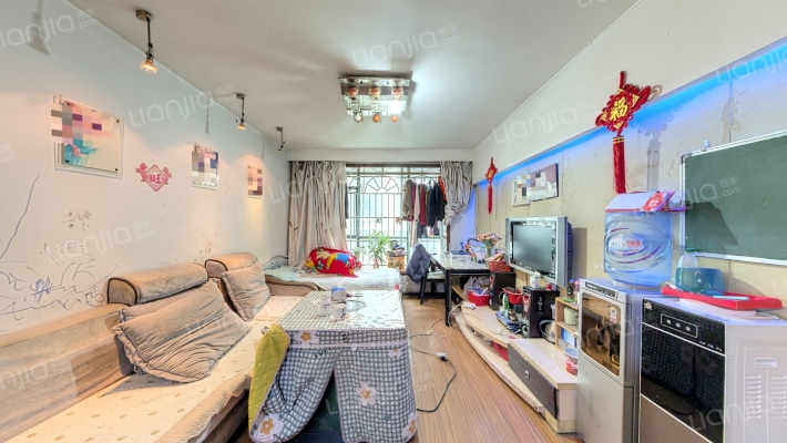 碧玉园二手房实景图