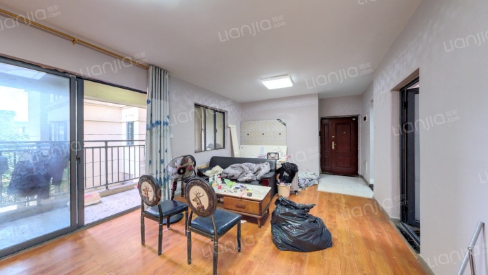 荣泰广场二手房实景图