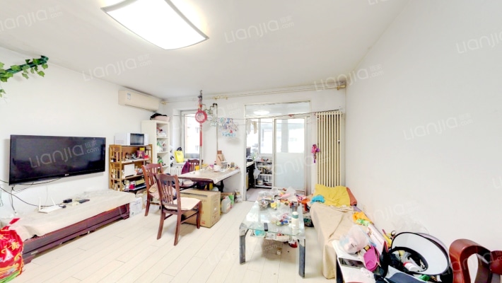 机段里铁路小区二手房实景图