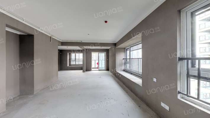 蓝光月映华章二手房实景图