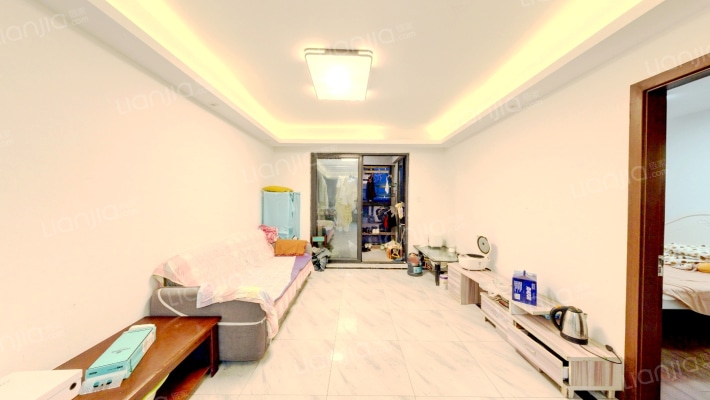 绿地海湾思海苑二手房实景图