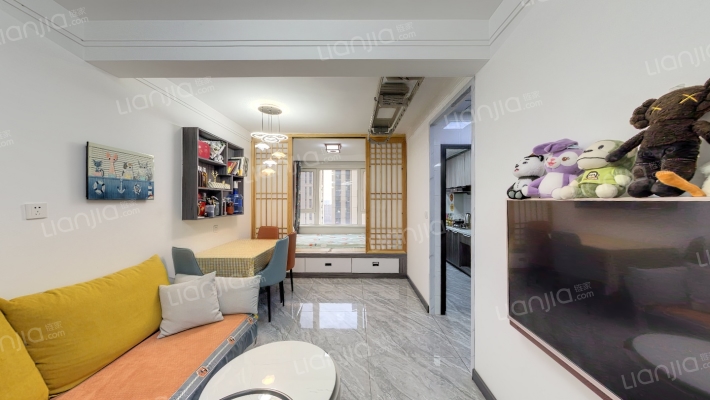 亚泰城三期二手房实景图