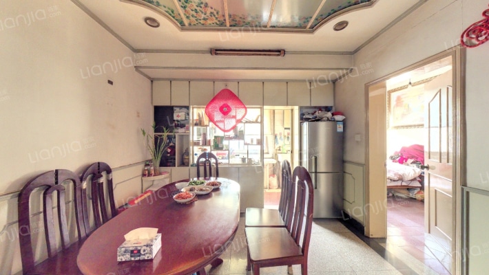 东安新村二手房实景图