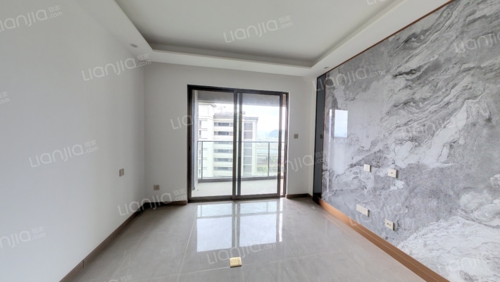 龙湖盛天景粼天著二手房实景图