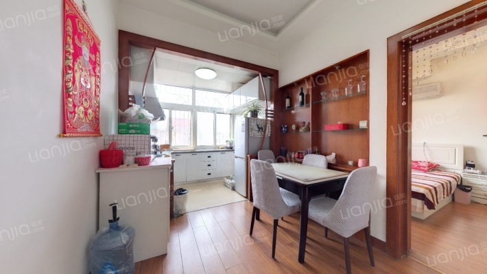 育红小区二手房实景图