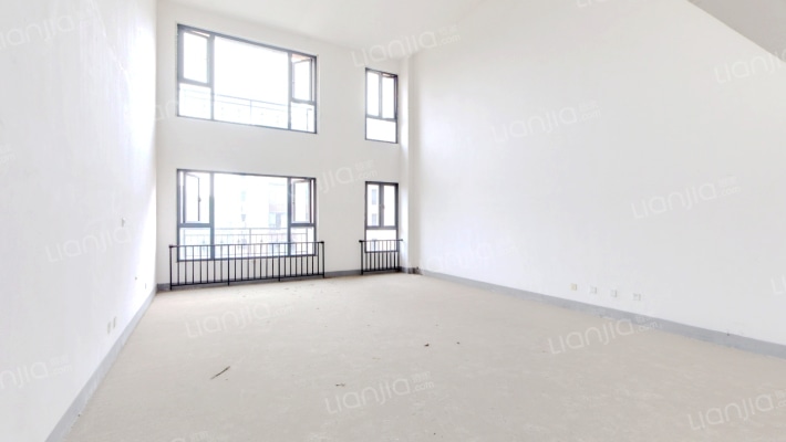 东麓驿境五期二手房实景图