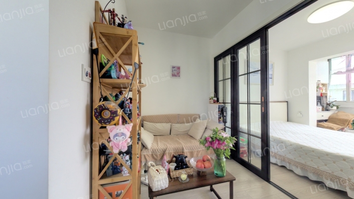 逸仙路1321弄二手房实景图