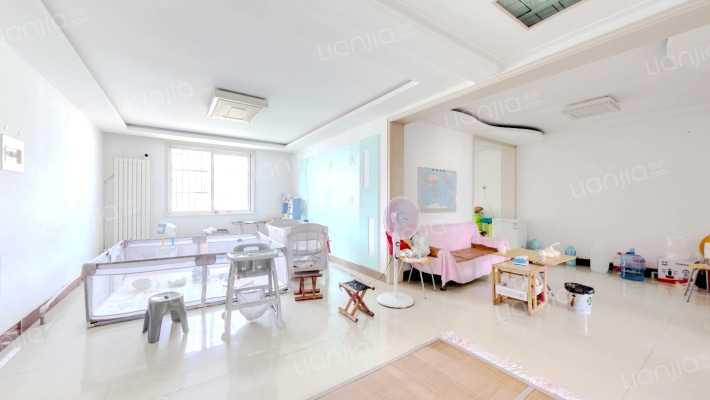 晨晖花苑二手房实景图