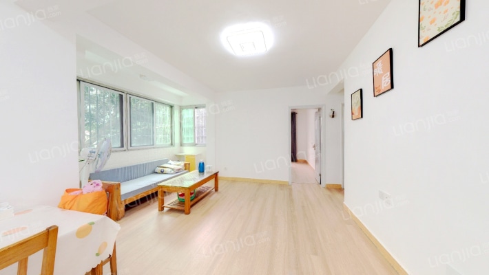 嘉信花园二手房实景图