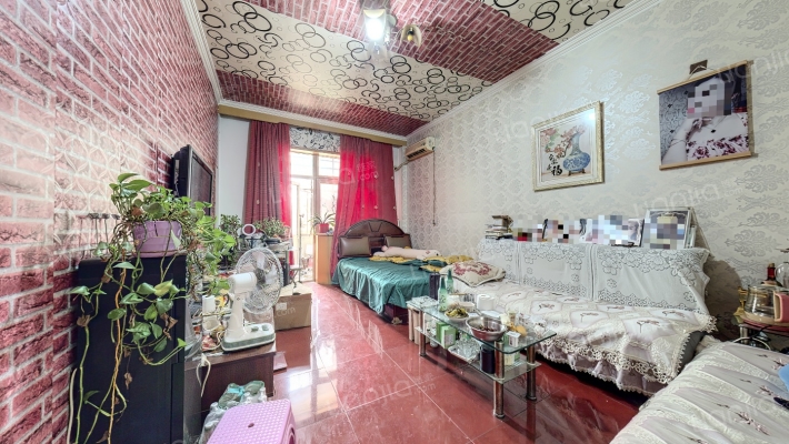 化四小区二手房实景图