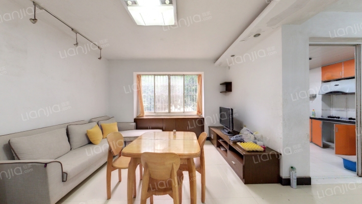 红谷世纪花园D区二手房实景图