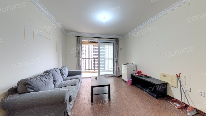 万科城棕榈苑二手房实景图