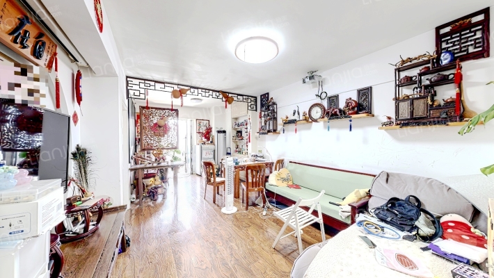 彩虹花园二手房实景图