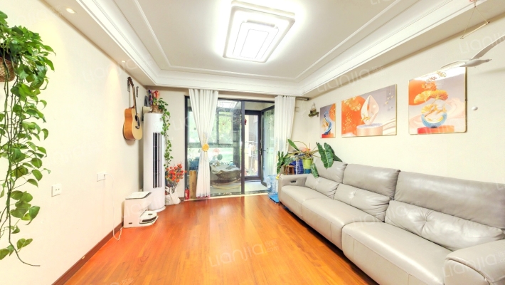 保利中央公园东苑二手房实景图