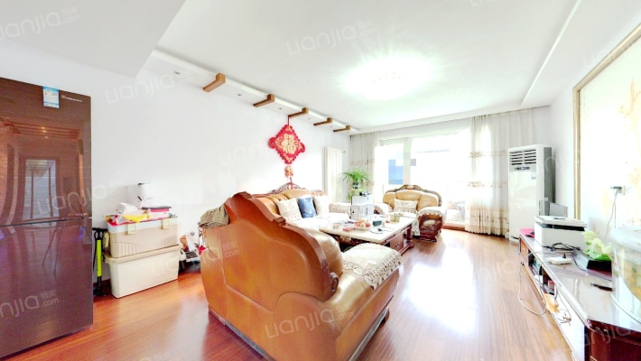 瑞纳花园二手房实景图