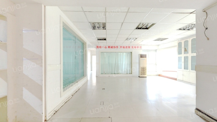 棕南俊园二手房实景图