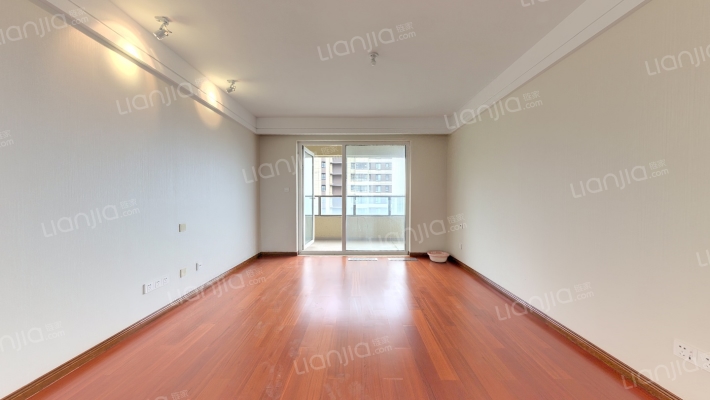 保利朗诗蔚蓝二手房实景图