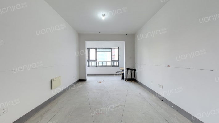 蓝光睿创新筑涵翠园二手房实景图