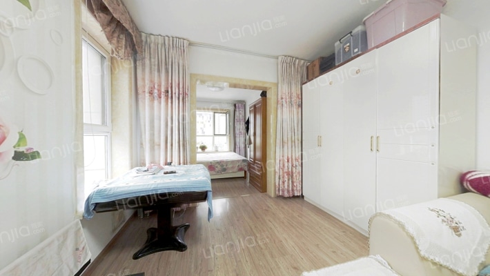 绿地新里中央公馆南区二手房实景图