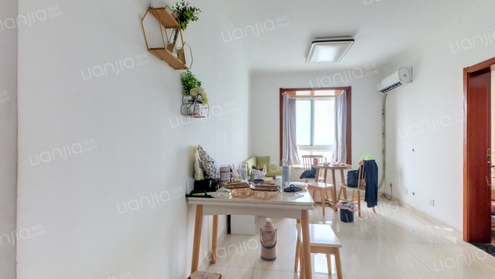 宝宸时代花园二手房实景图