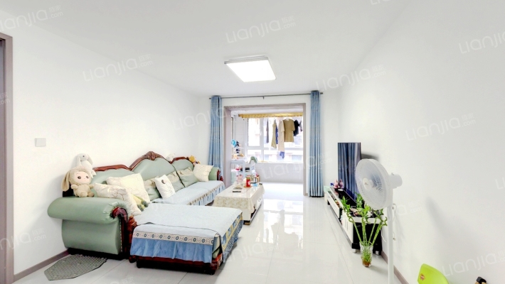 万合华府二手房实景图