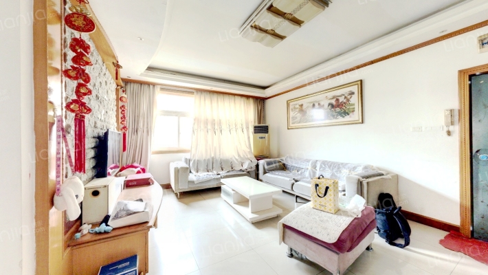 建新东区二手房实景图