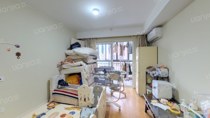 万科金域华府东区二手房实景图