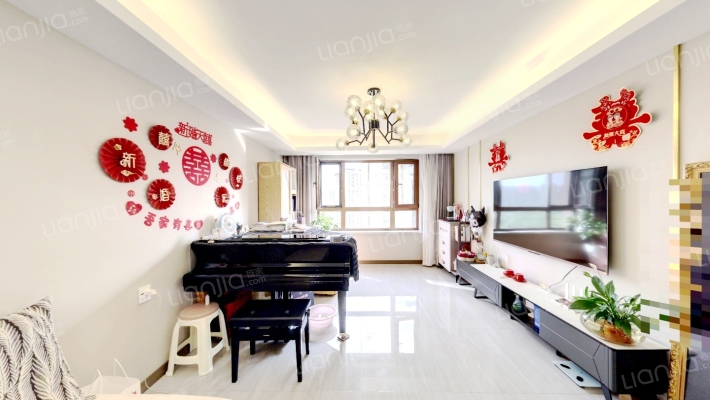 居然世界里二手房实景图