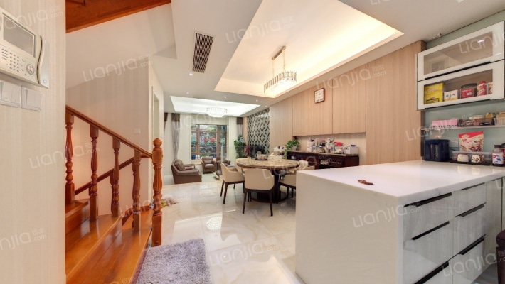 万科金色里程(别墅)二手房实景图