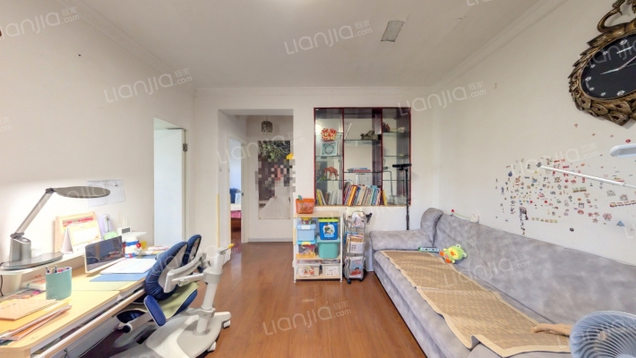 东一小区二手房实景图