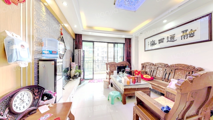 怡佳名苑二手房实景图