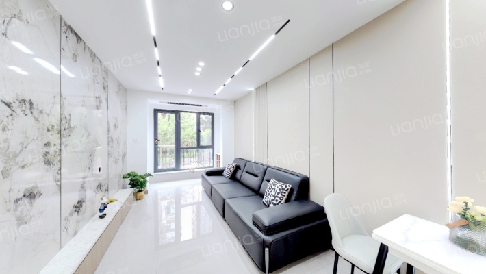 巴黎春天二手房实景图