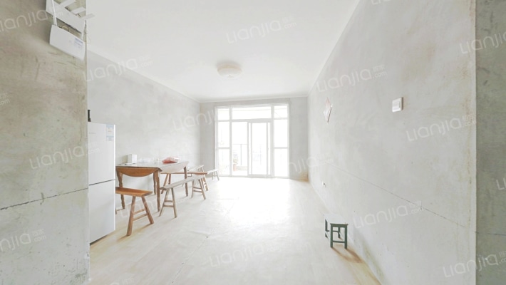 金湖家园二手房实景图