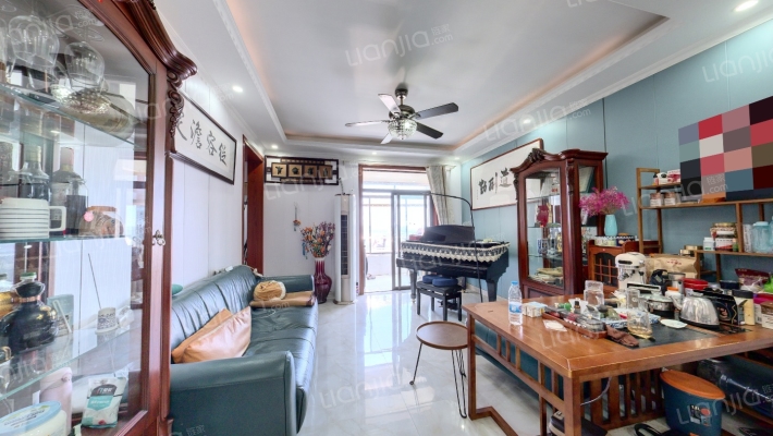 绿地香颂北区二手房实景图