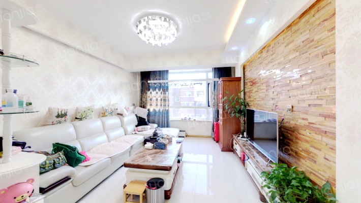 德意名典东区二手房实景图