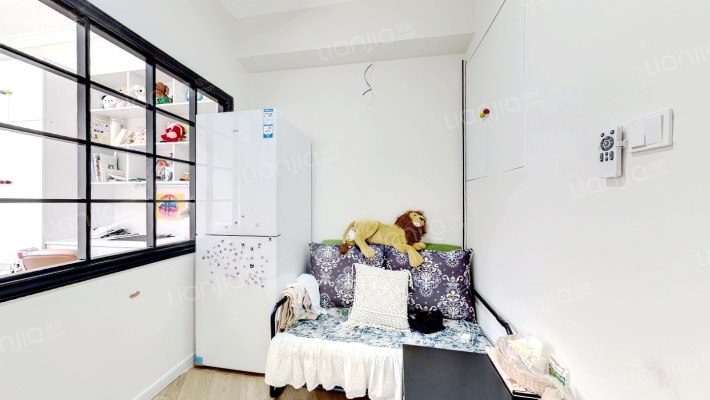 广电小区长胜街院区二手房实景图