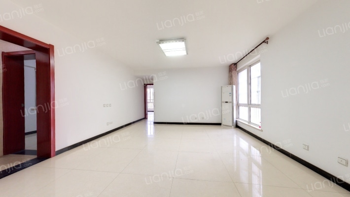 公园人家二手房实景图