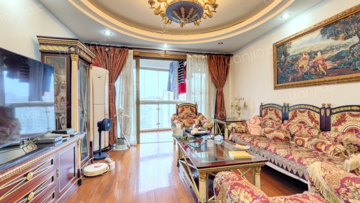 东湖名苑二手房实景图