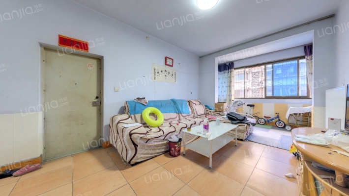 西部石油苑二手房实景图