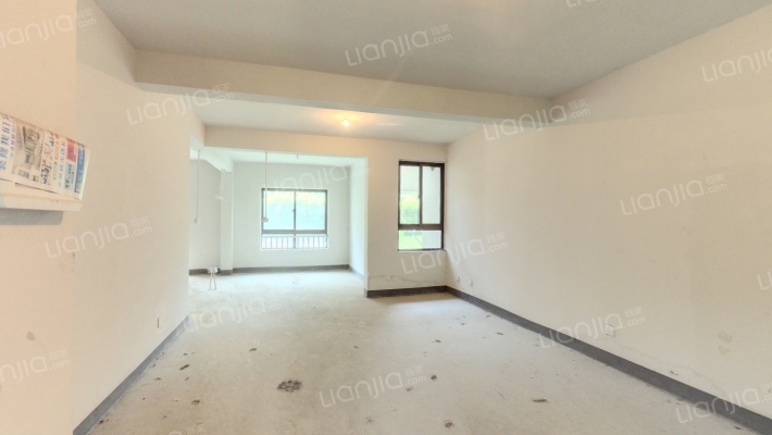 复泰雅宸华庭二手房实景图