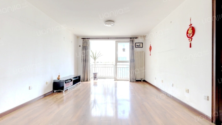 风荷曲苑二手房实景图