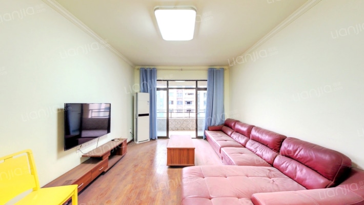 松龙国际二手房实景图