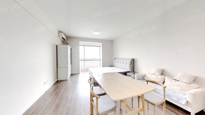 同曦新贵之都二手房实景图