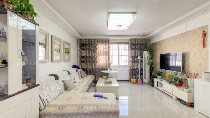 宏达花园二期二手房实景图