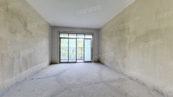 渔龙半湾C区二手房实景图