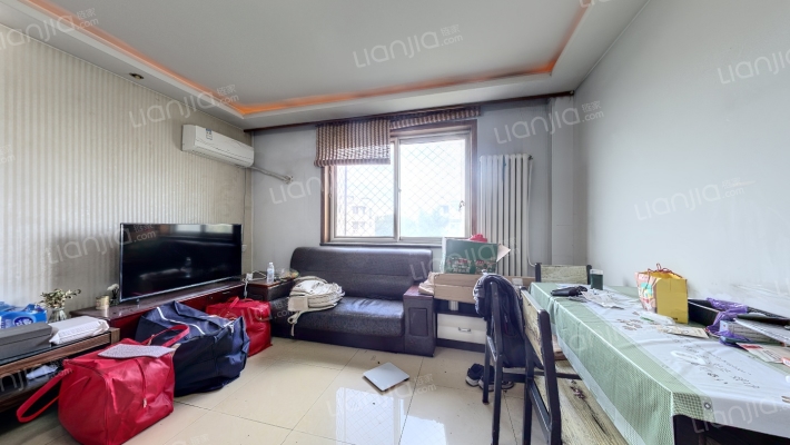 百草园二手房实景图